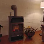 Historisches Schulhaus Mit Kamin Fuer Familiengarten An Nordsee *