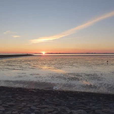 Alte Schule Süllwarden Ländlich An Der Nordsee * Butjadingen