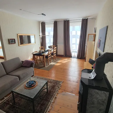 Apartment Alte Schule Süllwarden Ländlich An Der Nordsee Butjadingen