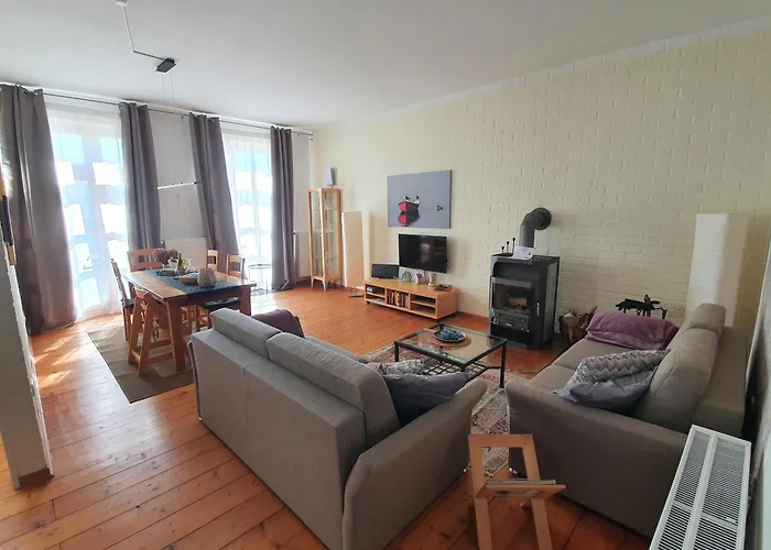 Alte Schule Süllwarden Ländlich An Der Nordsee * Butjadingen