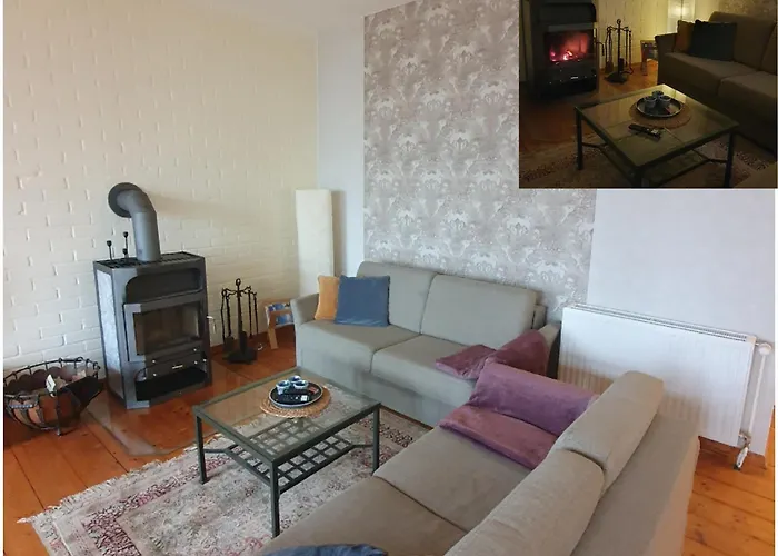 Alte Schule Süllwarden Ländlich An Der Nordsee *